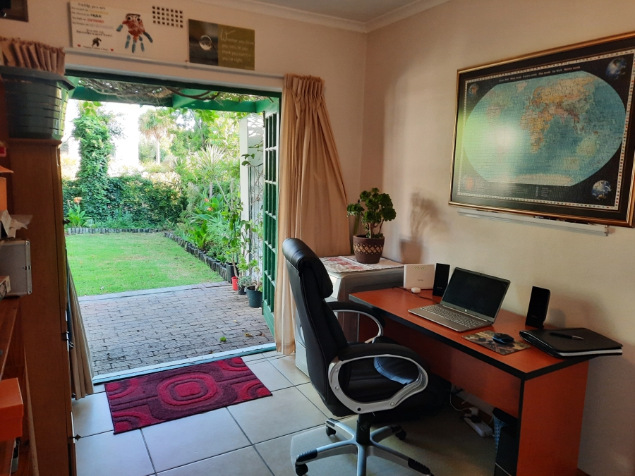 3 Bedroom Property for Sale in Sonstraal Heights Western Cape